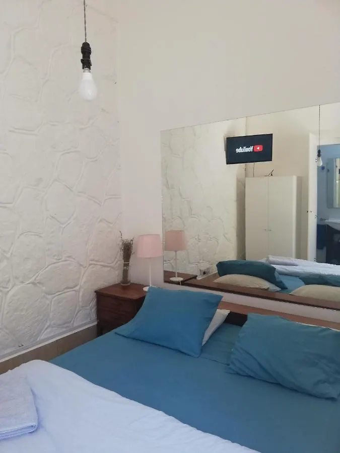 Sparrows Nest Larnaca